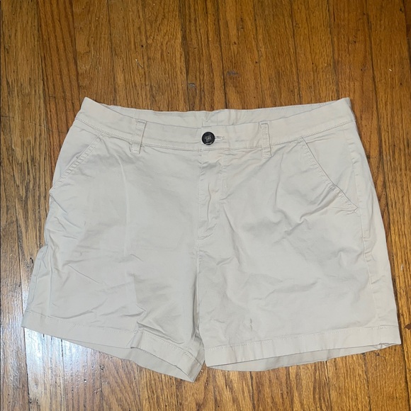 Chubbies Classic Tan RegularFit Shorts Size 34 - Picture 3 of 8